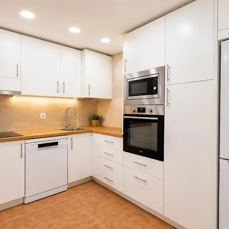 Spacious Garden View With Pool Apartamento Salou